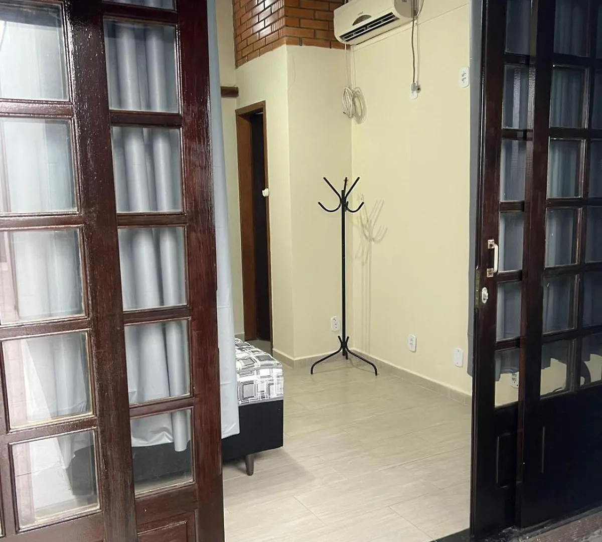 Casa 3 Quartos Com Piscina No Centro De Penha - Sc